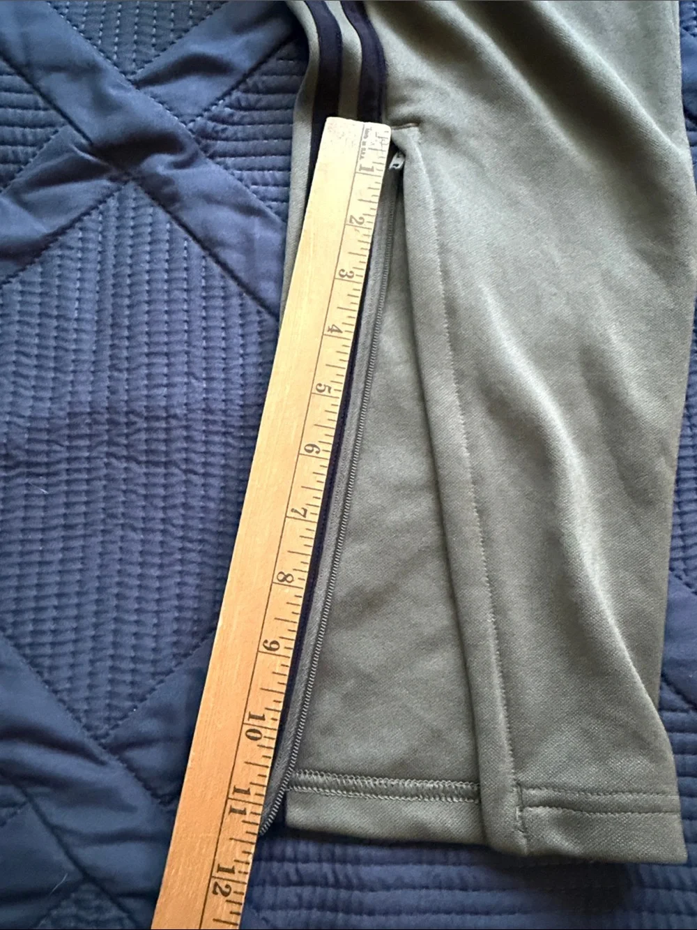 Adidas AeroReady Track Pants Men’s M Olive Green Tapered Zip Ankle Athletic